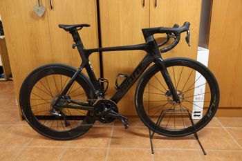 Used Giant Propel Advanced 1 Disc Giant Propel Advanced 1 Disc 2022 V11 Elettronico 2022 Road & Gravel