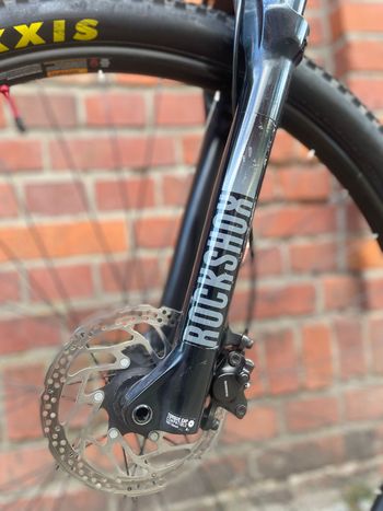 Kross LEVEL TOKYO 2020 2020 Mountainbike usato, Nero — immagine 3 di 15