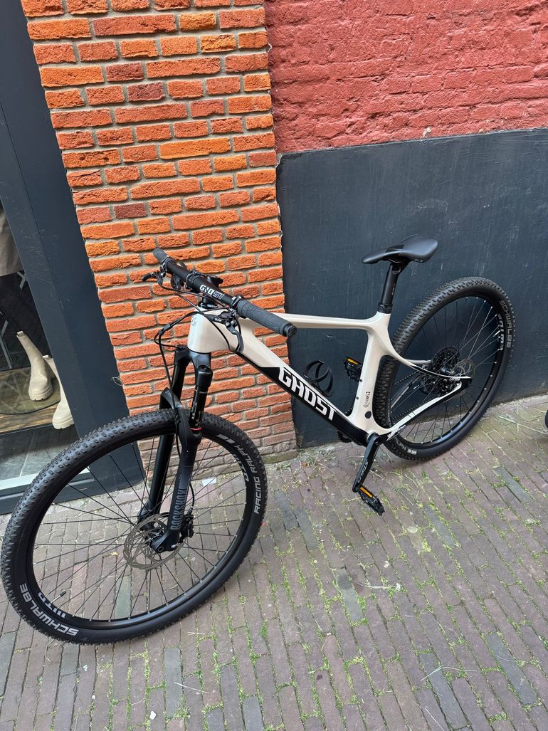 Used Ghost Lector SF 2022 2022 Mountainbike, White, 29 — image 2 of 24