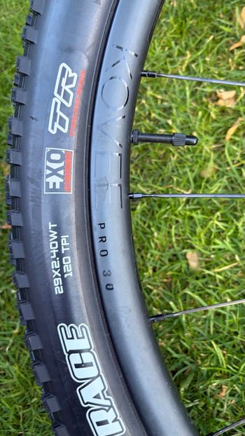 Used Trek Supercaliber SRAM GX Eagle AXS (T-Type) 2023 Mountainbike — image 28 of 35