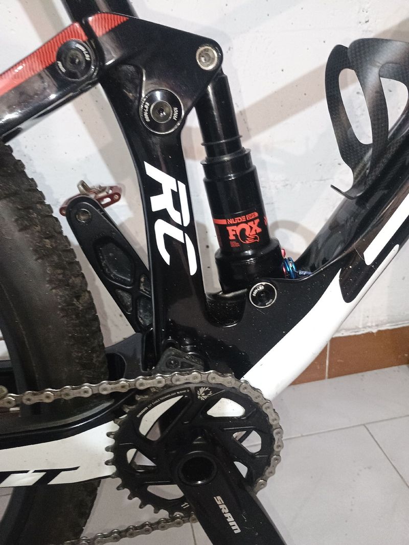 Used Scott Spark RC 900 Pro 2017 2017 Mountainbike, Black, 29 — image 3 of 3