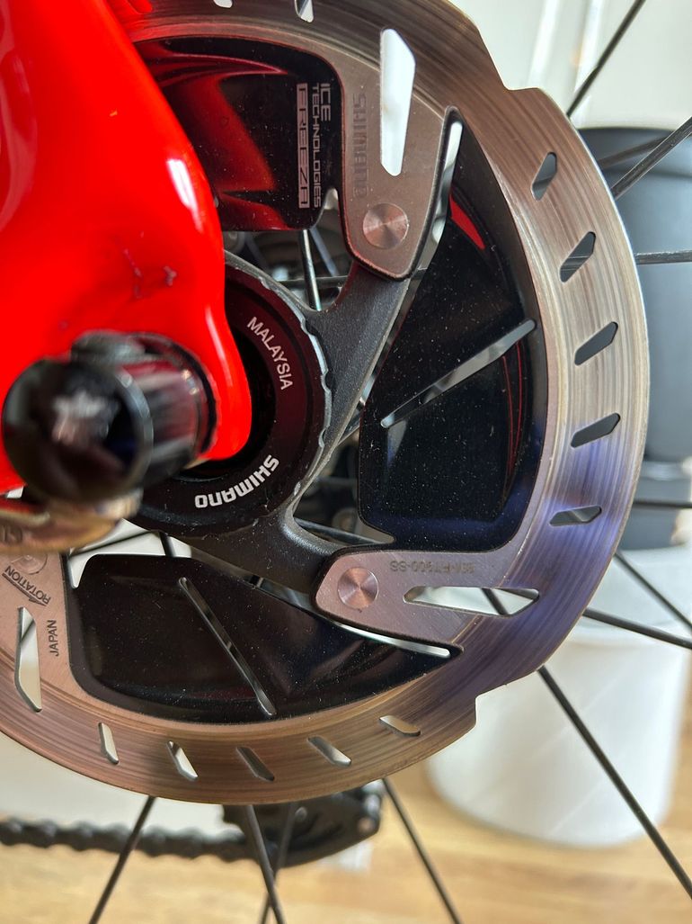 Used Specialized Tarmac Shimano Dura Ace Di2 2016 Road & Gravel, Rot — image 5 of 6