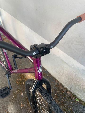 Volume Thrasher V2 2024 Urban usato, Viola — immagine 7 di 10