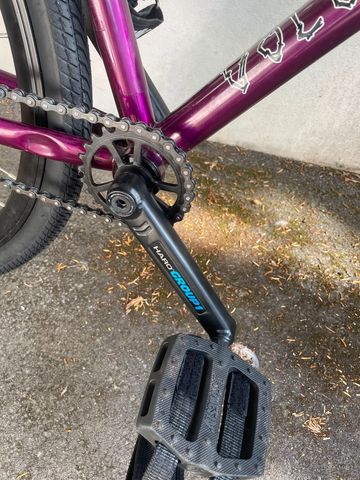 Volume Thrasher V2 2024 Urban usato, Viola — immagine 9 di 10
