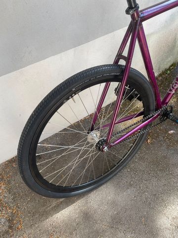 Volume Thrasher V2 2024 Urban usato, Viola — immagine 5 di 10