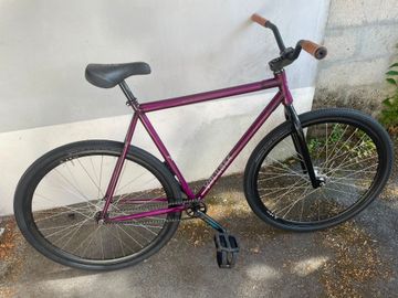 Volume Thrasher V2 2024 Urban usato, Viola — immagine 2 di 10