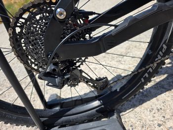 Used Fantic XTF 1.5 Y 2025 2025 Mountainbike, Light Gray, 29 — image 4 of 7