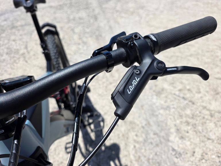 Used Fantic XTF 1.5 Y 2025 2025 Mountainbike, Light Gray, 29 — image 7 of 7