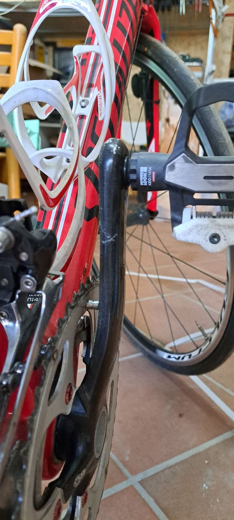 Specialized Tarmac Shimano 105 2015 Road & Gravel de segunda mano, Rojo — imagen 10 de 13