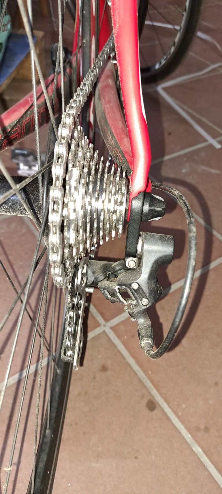 Specialized Tarmac Shimano 105 2015 Road & Gravel de segunda mano, Rojo — imagen 11 de 13