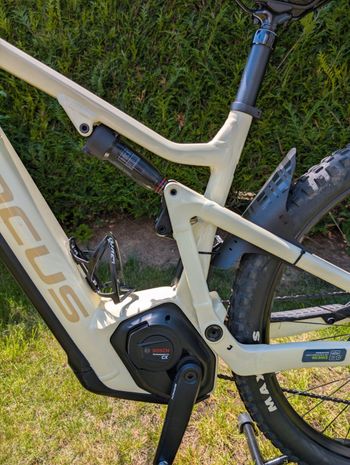 Used Focus THRON² 6.8 2023 2023 Mountainbike — image 3 of 8