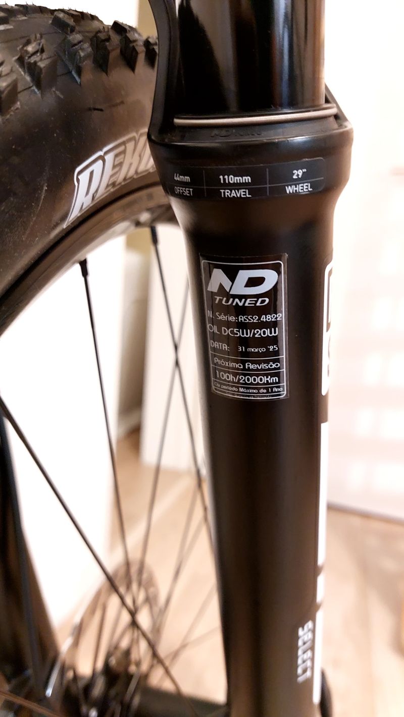 Canyon LUX SRAM GX Eagle 2021 Mountainbike usato, Bianco — immagine 15 di 24