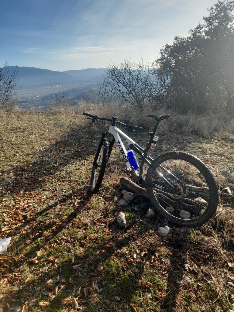 Used Tabros Tabros, Thunder Anno 2025 2025 Mountainbike — image 1 of 3