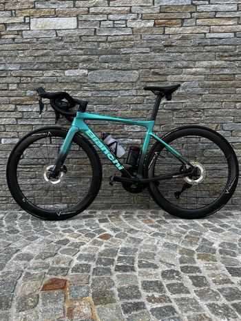 Used Bianchi Specialissima PRO Ultegra Di2 2025 2025 Road & Gravel
