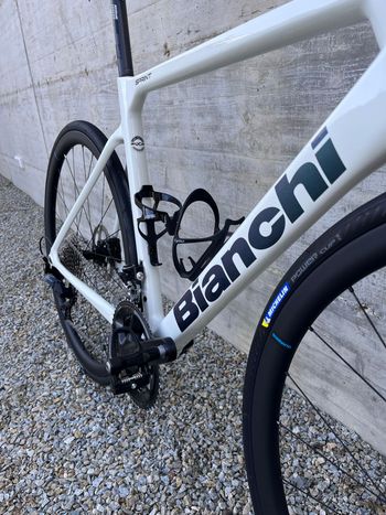 Used Bianchi Sprint 105 2024 2024 Road & Gravel — image 14 of 18