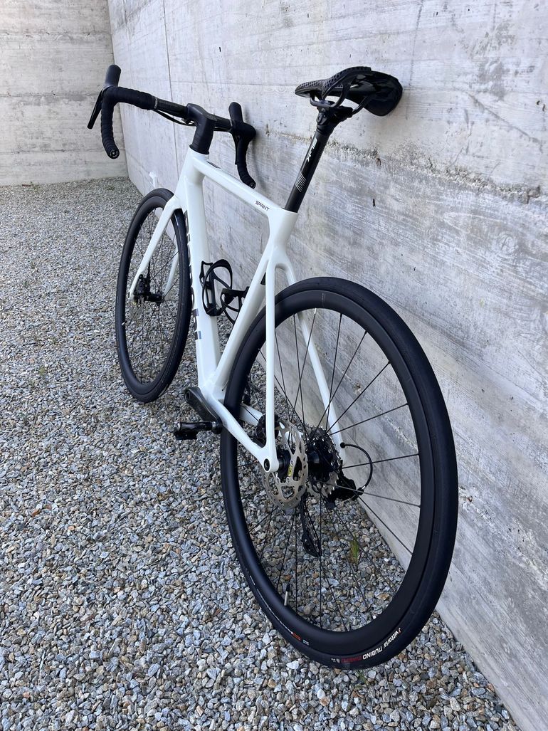 Used Bianchi Sprint 105 2024 2024 Road & Gravel — image 10 of 18