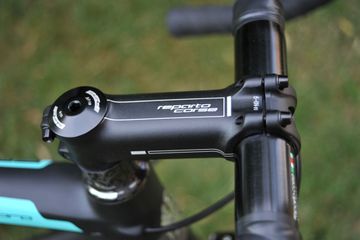 Used Bianchi Sempre pro Campagnolo Veloce 2018 Road & Gravel, Black — image 7 of 11