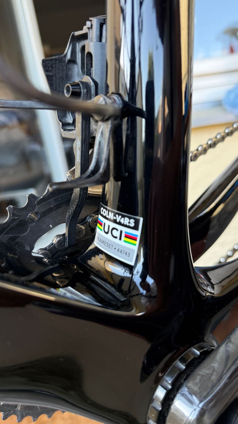 Used Colnago Colnago V4RS Rh 485 Frameset 2025 Road & Gravel, Black — image 4 of 9