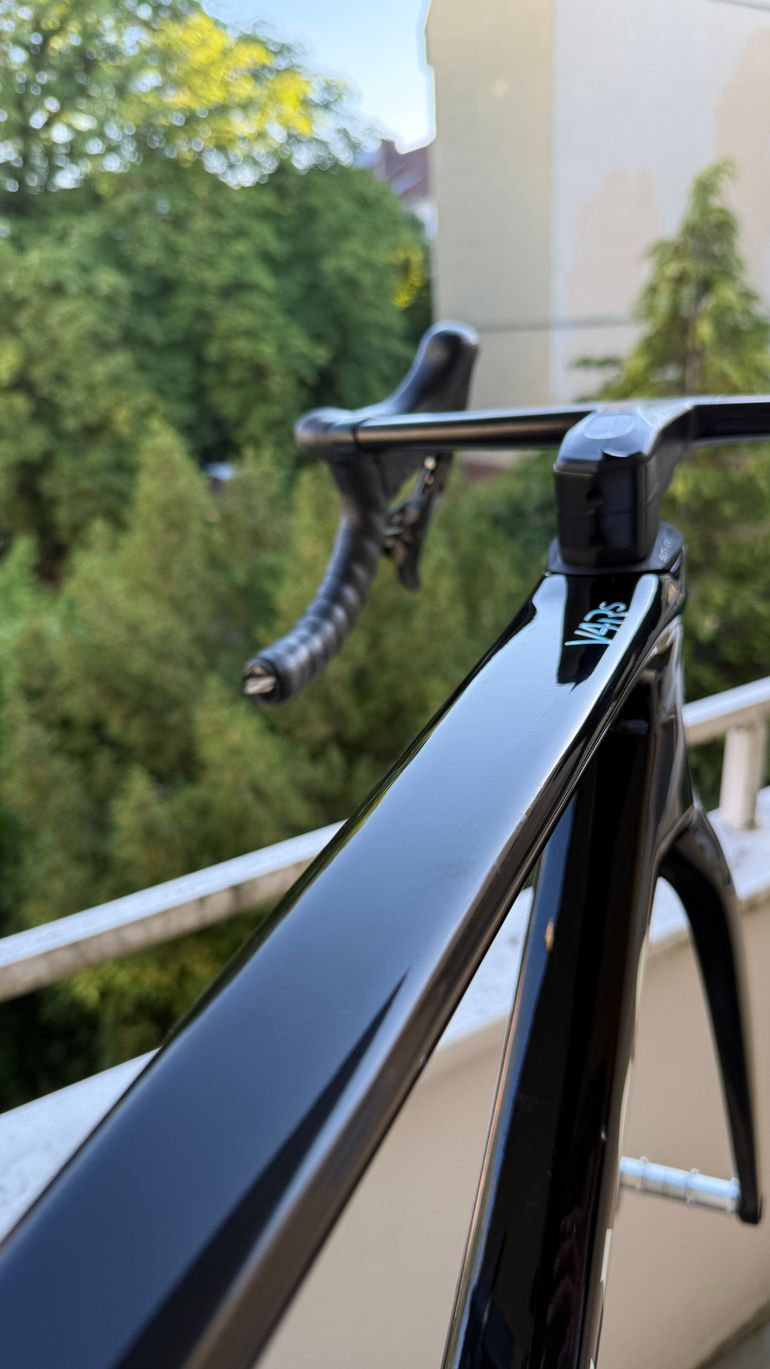 Used Colnago Colnago V4RS Rh 485 Frameset 2025 Road & Gravel, Black — image 3 of 9