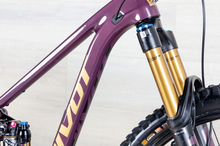 Used Pivot Trailcat LT Team 2025 Mountainbike, Purple — image 10 of 19