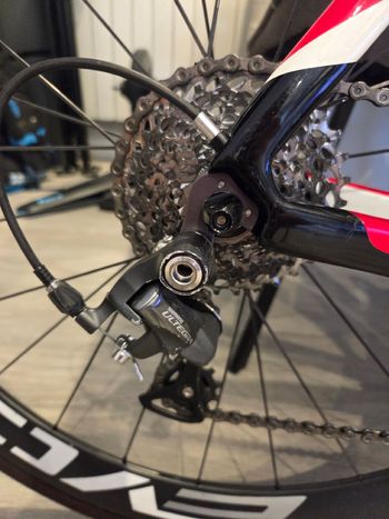 Used Specialized Venge Shimano Ultegra 2015 Road & Gravel, Red — image 6 of 7