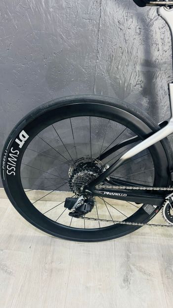 Used Pinarello DOGMA F RED ETAP AXS Disc 2024 2024 Road & Gravel, Light Gray — image 2 of 9