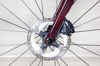 Used Giant Revolt Advanced Pro 0 2022 Road & Gravel, Red — image 16 of 17