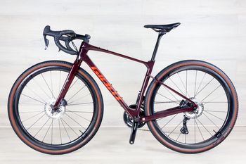 Used Giant Revolt Advanced Pro 0 2022 Road & Gravel, Red — image 2 of 17
