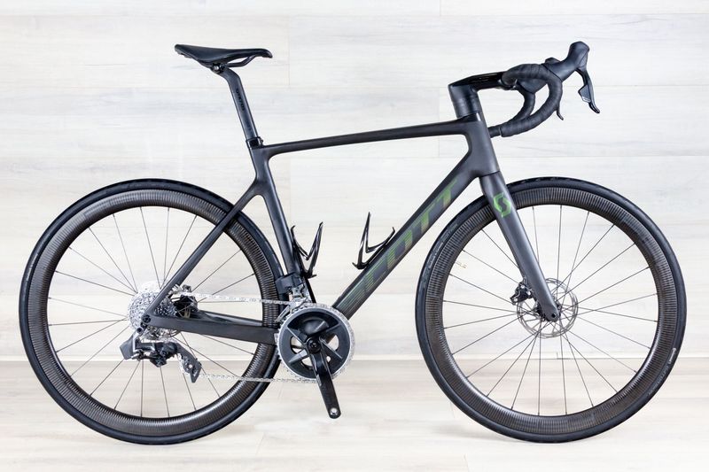 Used Scott Foil RC 30 2023 Road & Gravel