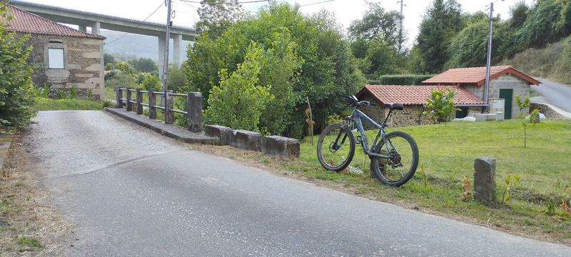 Gebrauchtes Kona Shred Shimano Altus 2006 Mountainbike, Hellgrau, 26 — Bild 1 von 3