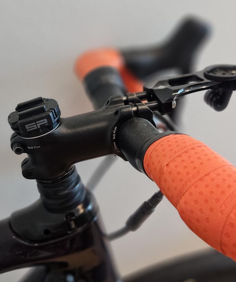 Used Specialized Custom 2023 Road & Gravel, Black — image 4 of 7
