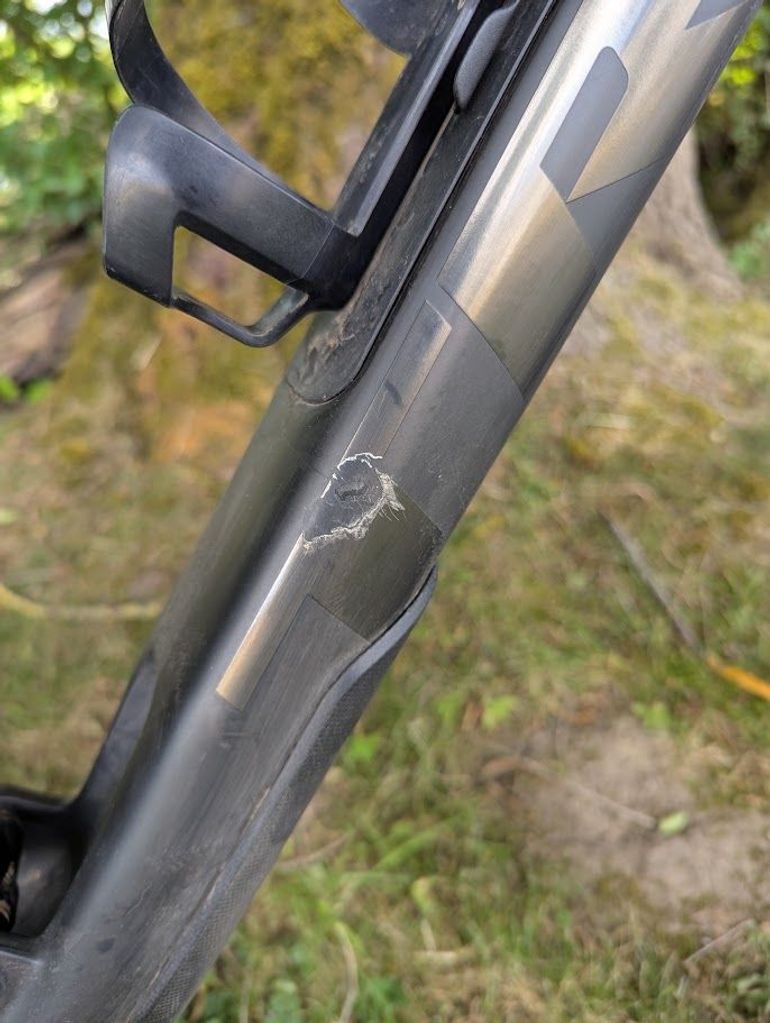 Used Trek Fuel EX 9.7 Gen 5 2023 2023 Mountainbike, Black, 29 — image 6 of 10