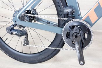 Used Trek Madone SL 7 Gen 6 2022 Road & Gravel, Light Gray,  — image 7 of 19