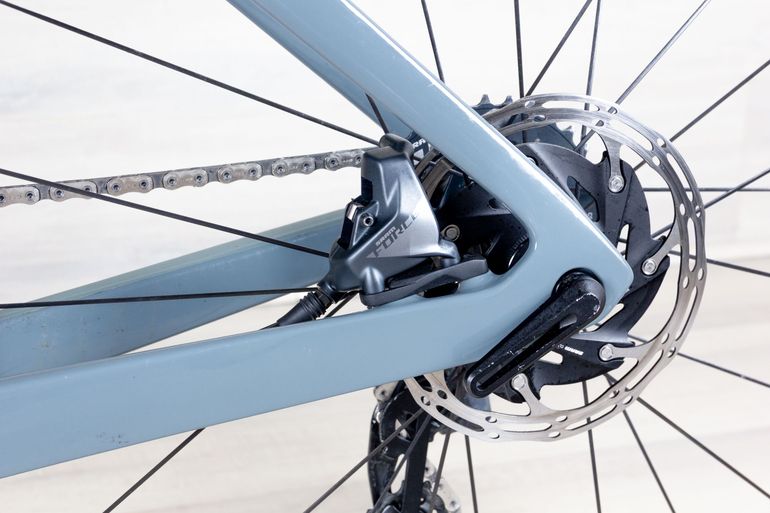 Used Trek Madone SL 7 Gen 6 2022 Road & Gravel, Light Gray,  — image 14 of 19