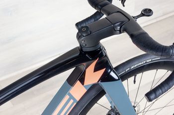 Used Trek Madone SL 7 Gen 6 2022 Road & Gravel, Light Gray,  — image 9 of 19