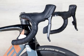Used Trek Madone SL 7 Gen 6 2022 Road & Gravel, Light Gray,  — image 10 of 19