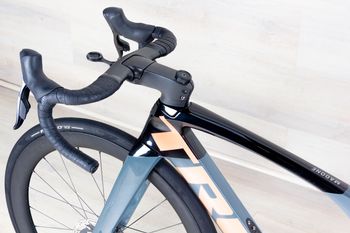 Used Trek Madone SL 7 Gen 6 2022 Road & Gravel, Light Gray,  — image 15 of 19