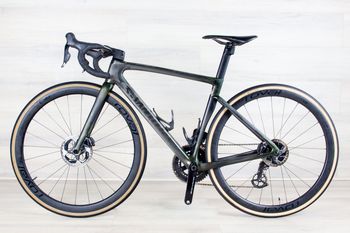 Used Specialized S-Works Tarmac SL7 Custom 2022 Road & Gravel, Green — image 2 of 16