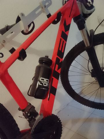 Used Trek Marlin 7 2019 2019 Mountainbike, Orange, 27.5, 29 — image 3 of 3