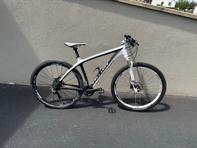 Used Niner Niner Custom Shimano Deore XT 2014 Mountainbike, White, 29 — image 1 of 11
