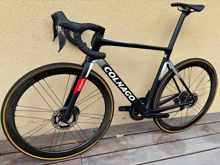 Gebrauchtes Colnago V4Rs | UAE Emirates | 510 | 175-185cm 2024 Road & Gravel, Schwarz,  — Bild 10 von 17