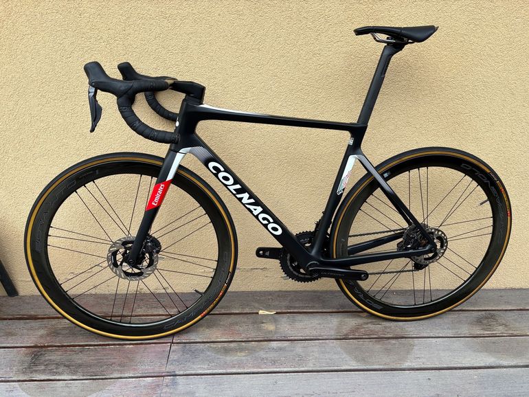 Gebrauchtes Colnago V4Rs | UAE Emirates | 510 | 175-185cm 2024 Road & Gravel, Schwarz,  — Bild 8 von 17