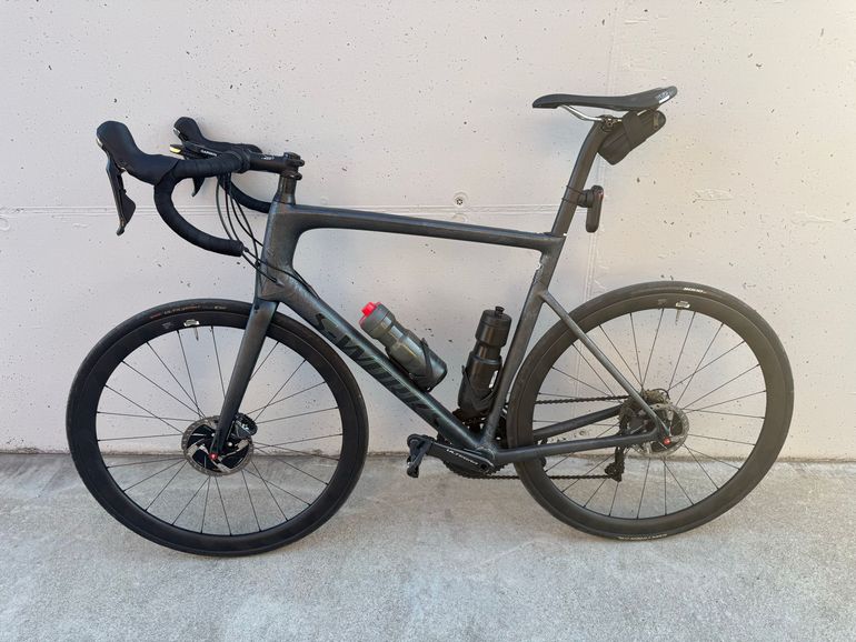Tweedehands Specialized Tarmac SL6 Disc Comp - Ultegra Di2 2020 2020 Road & Gravel — afbeelding 1 van 10