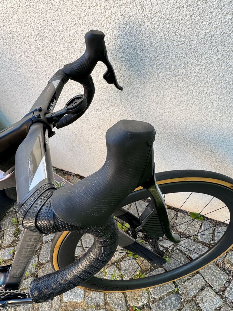 Used Cannondale SuperSix EVO SRAM Force 2023 Road & Gravel, Light Gray,  — image 8 of 8