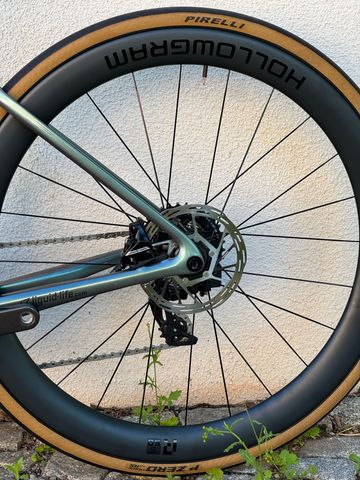 Used Cannondale SuperSix EVO SRAM Force eTap AXS 2023 Road & Gravel, Light Gray — image 7 of 8