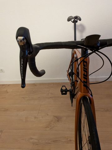 Used Giant Tcr Shimano Ultegra 2022 Road & Gravel, Orange — image 7 of 9