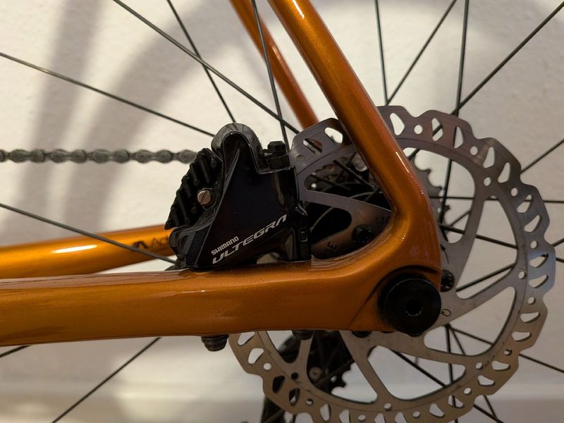 Used Giant Tcr Shimano Ultegra 2022 Road & Gravel, Orange — image 5 of 9
