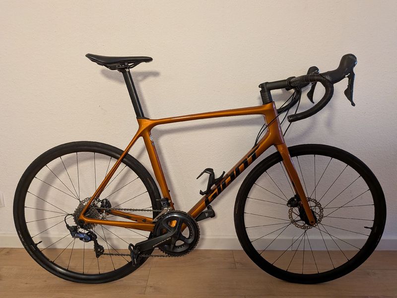 Used Giant Tcr Shimano Ultegra 2022 Road & Gravel, Orange — image 2 of 9