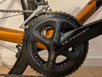 Used Giant Tcr Shimano Ultegra 2022 Road & Gravel, Orange — image 3 of 9