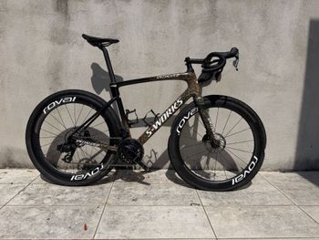 Použité Specialized Roubaix SRAM Force eTap AXS 2025 Road & Gravel, , 
